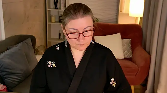 Snapshot of Alexandra_Kind chatting on April 2026 08:55:02 PM Alexandra Kind online show from April 2026 08:55:02 PM