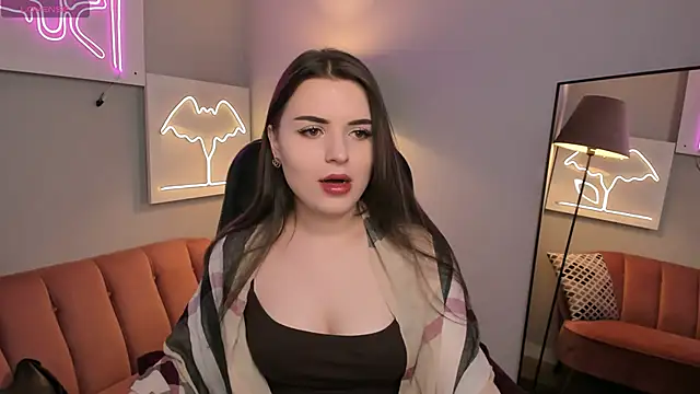 AliceLiador  online show from May 2026 02:24:02 PM