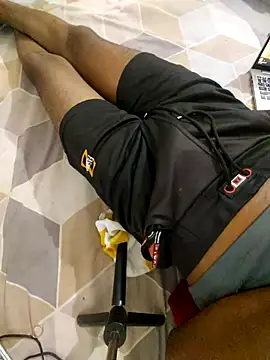 Snapshot of handsomeboyrk chatting on April 2026 01:40:01 PM handsomeboyrk online show from April 2026 01:40:01 PM