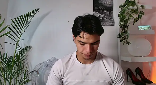 andyypalmer  online show from May 2026 10:16:01 PM