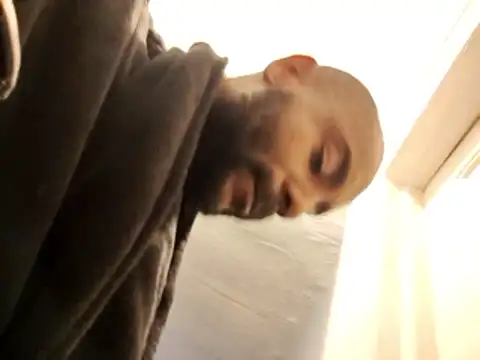 awwbabyyes77 online show from April 2026 01:45:02 PM