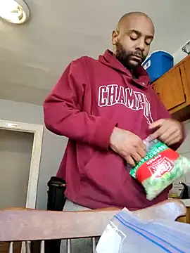 awwbabyyes77 online show from April 2026 02:45:02 PM