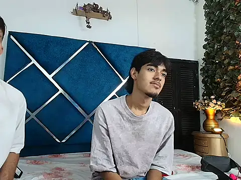 EdwinBoys online show from May 2026 12:57:02 PM