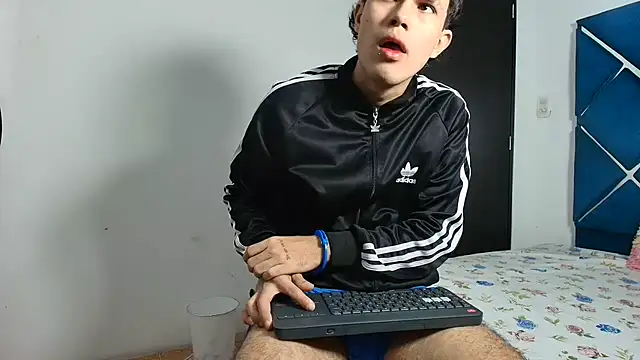 EdwinBoys online show from June 2026 02:09:01 PM