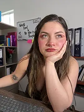 Snapshot of juanitablue chatting on July 2026 06:40:02 PM juanitablue online show from July 2026 06:40:02 PM