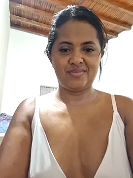 Snapshot of Ayla_Phone chatting on May 2026 04:09:02 AM Ayla Phone online show from May 2026 04:09:02 AM