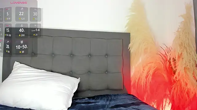 hanna-baker01 online show from June 2026 02:59:02 PM