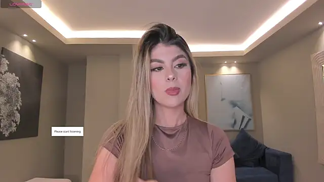 MiaSilvaX online show from May 2026 10:54:02 AM