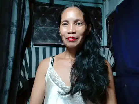 Snapshot of Honeychel chatting on May 2026 10:44:02 AM Honeychel online show from May 2026 10:44:02 AM