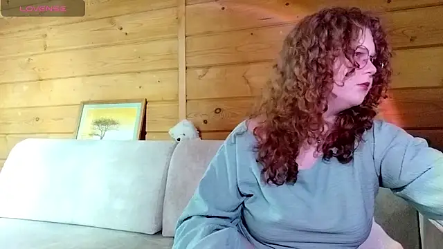 Sara del Sun online show from April 2026 08:28:02 AM