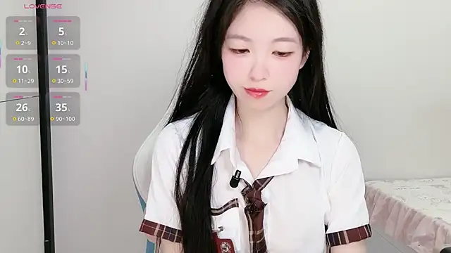 Snapshot of XiaoMei-iiiiii chatting on April 2026 06:09:01 PM XiaoMei-iiiiii online show from April 2026 06:09:01 PM