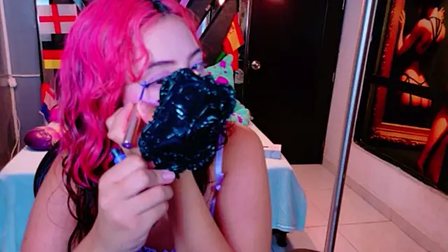 Karim TheRouse online show from July 2026 10:14:02 PM