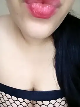 Snapshot of Meryem_sexyy chatting on April 2026 03:25:02 PM Meryem sexyy online show from April 2026 03:25:02 PM