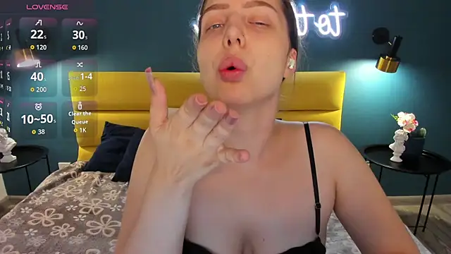 ReneeBlair online show from July 2026 01:30:02 AM
