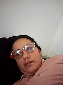 Snapshot of Samanta-42 chatting on June 2026 08:02:01 PM Samanta-42 online show from June 2026 08:02:01 PM