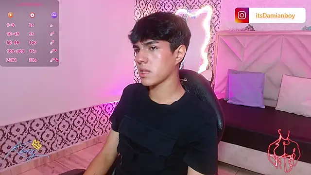 Snapshot of Damian_tay chatting on June 2026 12:22:01 PM Damian tay online show from June 2026 12:22:01 PM