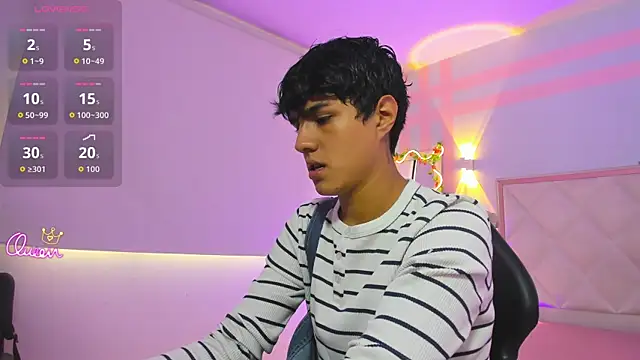Snapshot of Damian_tay chatting on July 2026 11:35:01 AM Damian tay online show from July 2026 11:35:01 AM