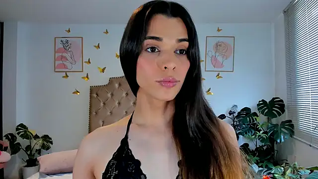 bella grego online show from June 2026 06:40:01 PM
