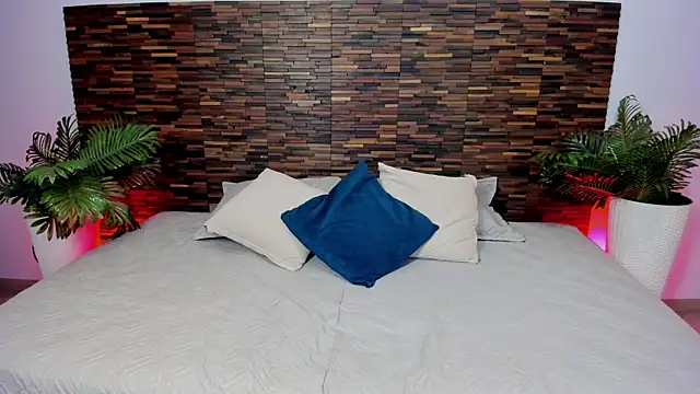 valkiriia   online show from June 2026 05:43:02 AM