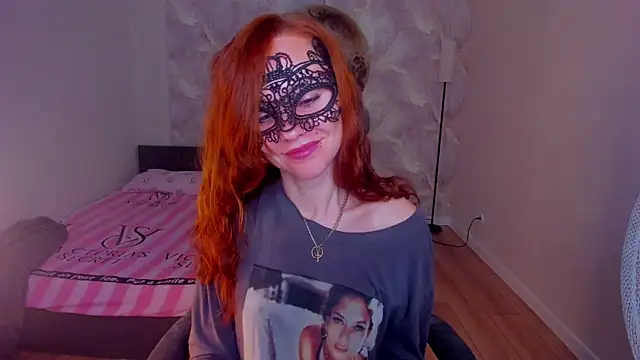 Snapshot of Margo_Kelly chatting on June 2026 10:26:01 PM Margo Kelly online show from June 2026 10:26:01 PM