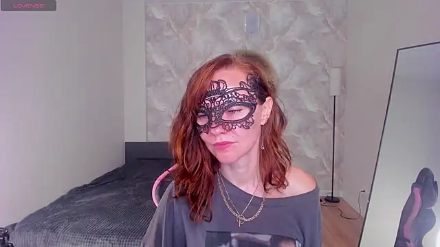 Snapshot of Margo_Kelly chatting on July 2026 10:16:02 PM Margo Kelly online show from July 2026 10:16:02 PM