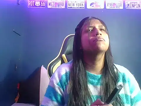 ParadiseEc online show from April 2026 12:13:01 AM