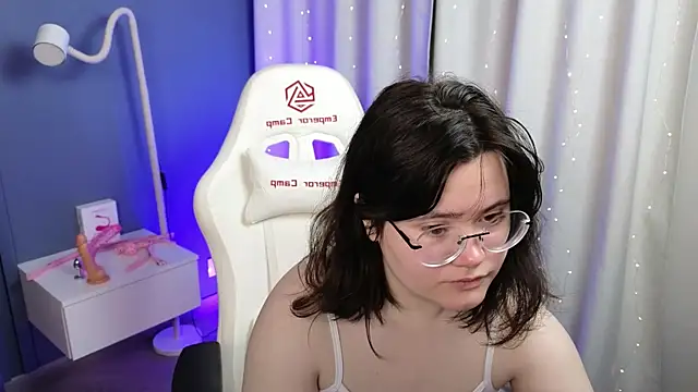 Sofizen online show from May 2026 01:12:01 AM
