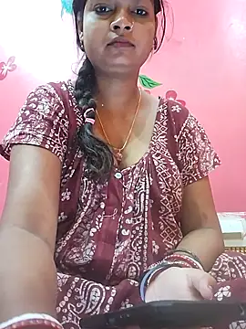 Snapshot of Simupaul001 chatting on April 2026 11:10:01 PM Simupaul001 online show from April 2026 11:10:01 PM