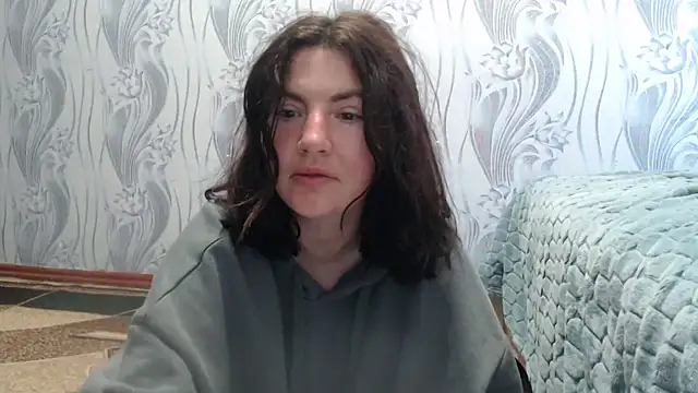 Snapshot of AlinaxJames chatting on June 2026 09:44:02 AM AlinaxJames online show from June 2026 09:44:02 AM