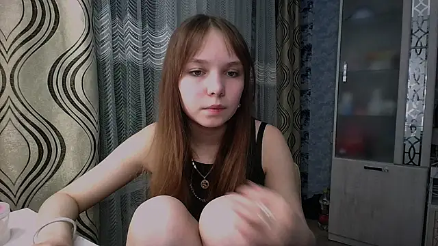 Snapshot of Princess_Mira chatting on May 2026 05:23:02 PM Princess Mira online show from May 2026 05:23:02 PM