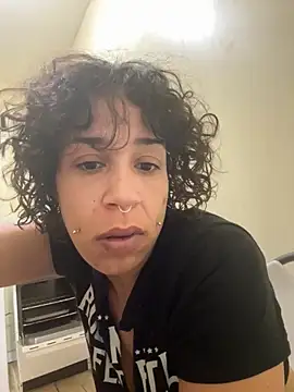 Snapshot of DominicanJojo chatting on April 2026 07:00:01 AM DominicanJojo online show from April 2026 07:00:01 AM