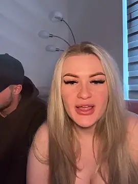 SexyCouple1910 online show from April 2026 05:11:01 AM