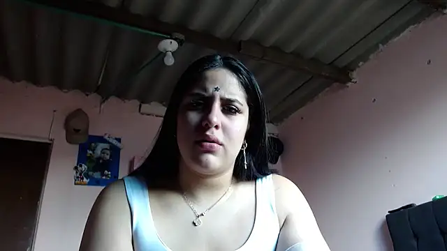 Snapshot of Aurora_0785 chatting on June 2026 04:24:02 PM Aurora 0785 online show from June 2026 04:24:02 PM