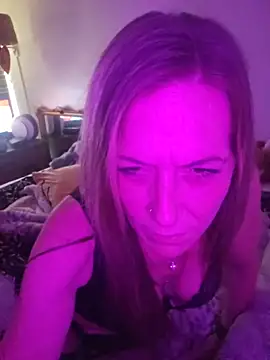 Snapshot of LillyXLust chatting on May 2026 09:44:02 PM LillyXLust online show from May 2026 09:44:02 PM