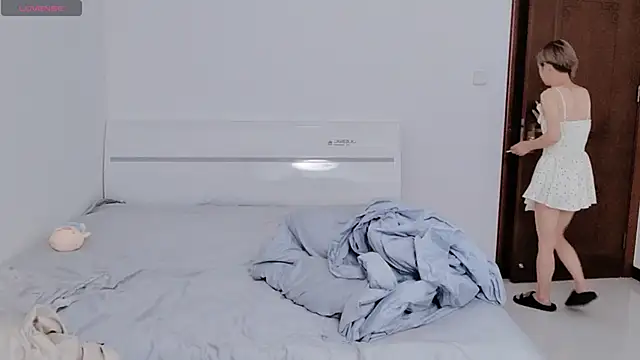 yezi5999 online show from April 2026 07:33:01 AM