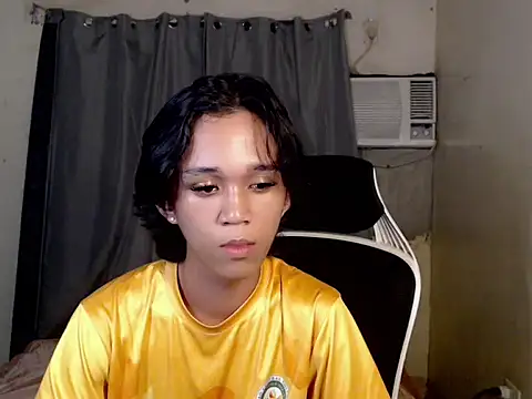 urnaughty paul online show from July 2026 03:07:01 PM
