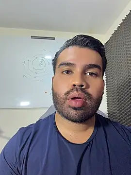 LucaLaurent online show from April 2026 12:52:02 AM