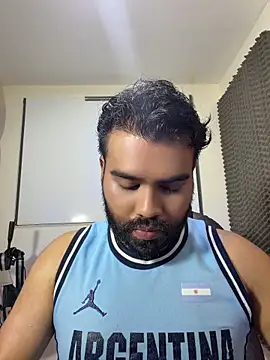 LucaLaurent online show from May 2026 11:34:01 PM