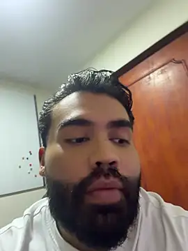 LucaLaurent online show from May 2026 07:15:01 PM