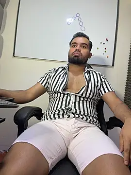 LucaLaurent online show from July 2026 12:32:02 AM