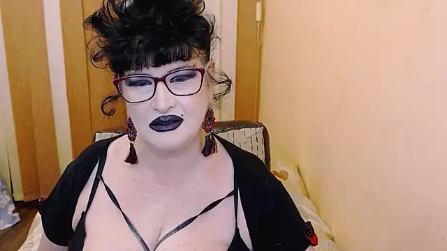 QuuenOfSin online show from February 2025 01:37:01 AM