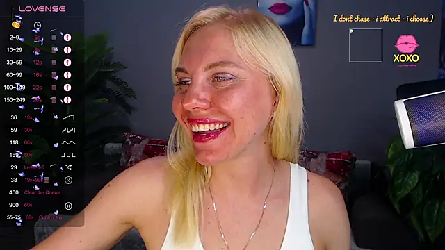 Snapshot of FromRussia chatting on June 2026 02:14:01 AM FromRussia online show from June 2026 02:14:01 AM