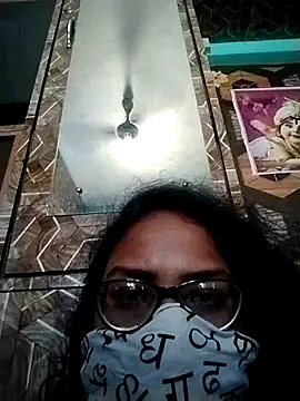 Brownpusi online show from April 2026 08:35:01 AM