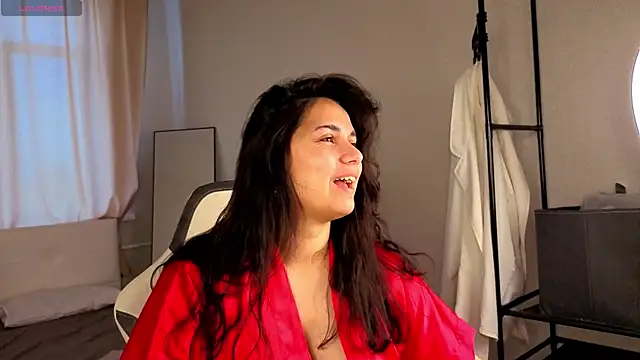Vivien Ross online show from May 2026 01:03:02 AM