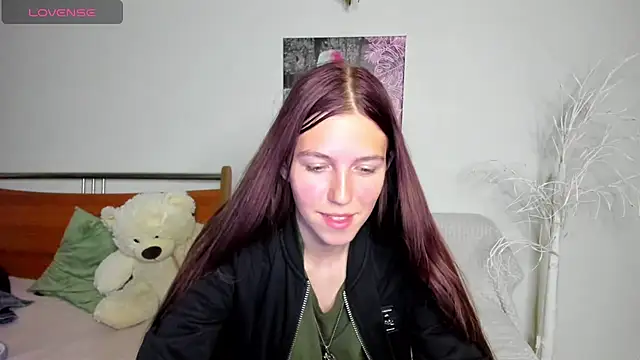 MaryRapunzel online show from April 2026 07:11:02 PM