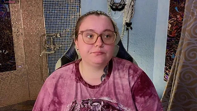 Snapshot of CatherineClaire chatting on August 2026 04:31:02 PM CatherineClaire online show from August 2026 04:31:02 PM