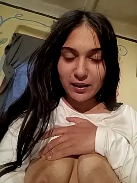 amira1348 online show from April 2026 04:45:02 PM