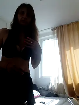 Snapshot of LissaBelaa chatting on April 2026 07:34:01 AM LissaBelaa online show from April 2026 07:34:01 AM
