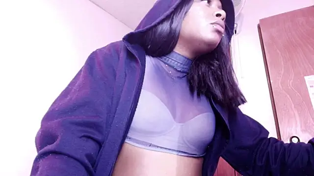 Snapshot of Victoriia_Jackson chatting on May 2026 06:46:01 PM Victoriia Jackson online show from May 2026 06:46:01 PM