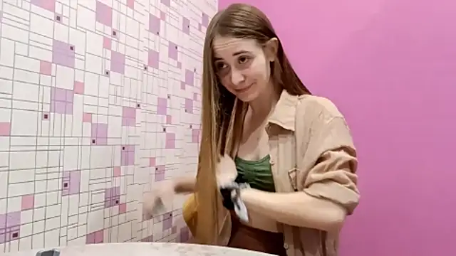 AvanMonroe online show from April 2026 02:12:02 PM